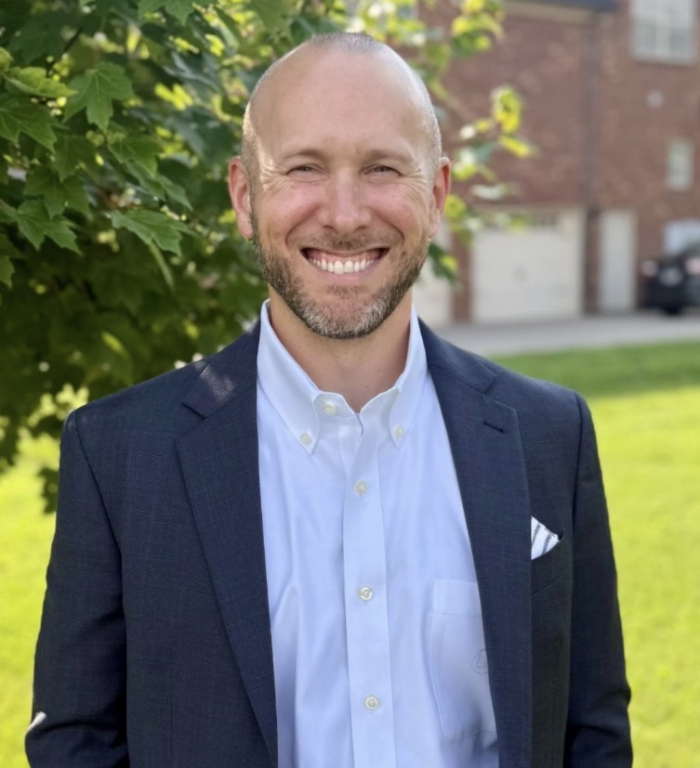 Dr.  Daniel J. Smith