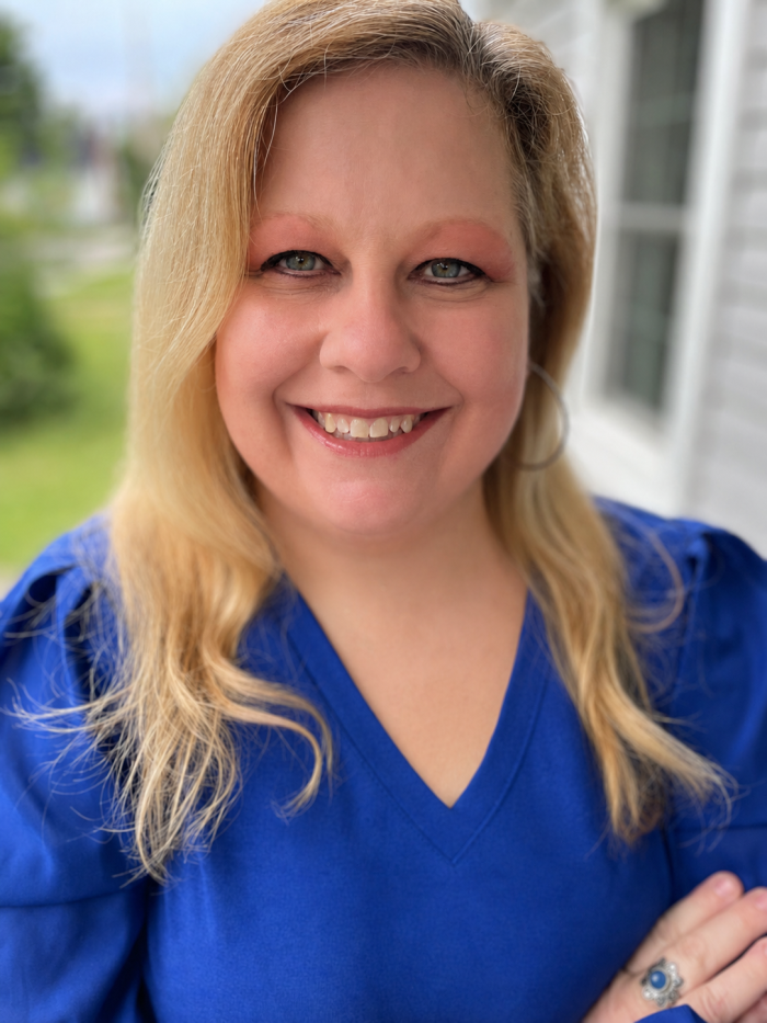 Dr.  Mandi Bates Bailey
